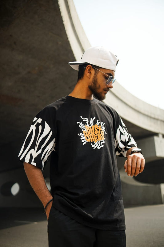 🌪️ DUST BITERS — Oversized Street Grunge Tee