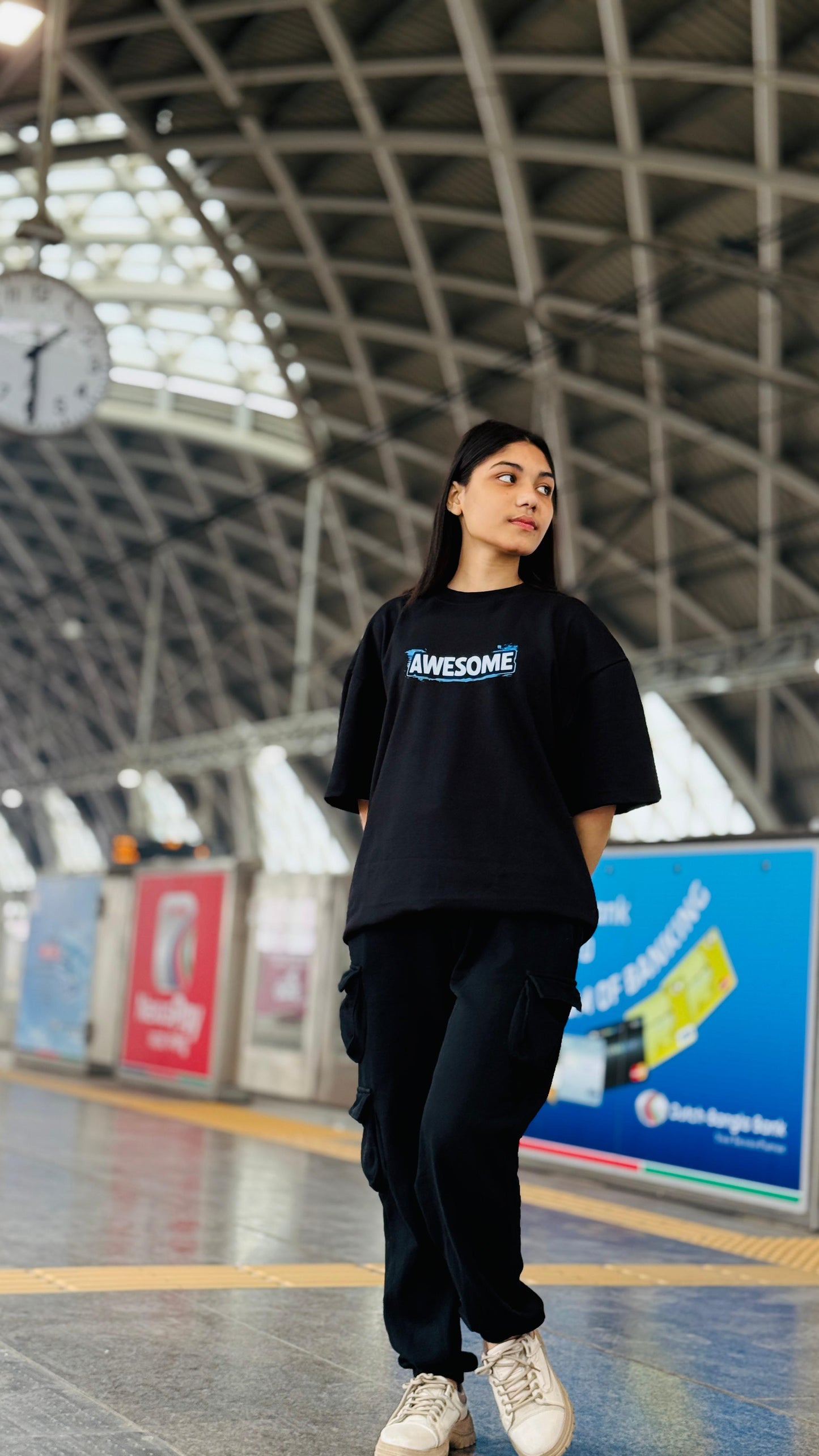 AWESOME Cat – Oversized Graphic Tee