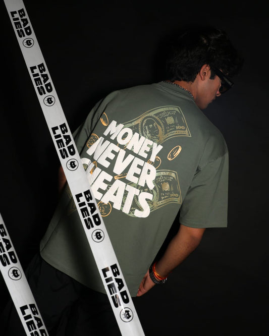 💸 BAD LIE$ Oversized Graphic Tee